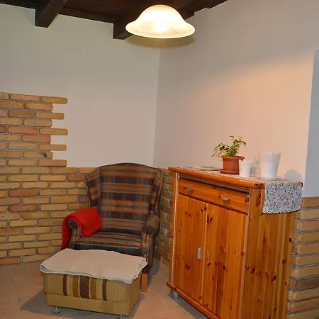 Cicahegy Vendeghaz * Tapiosag